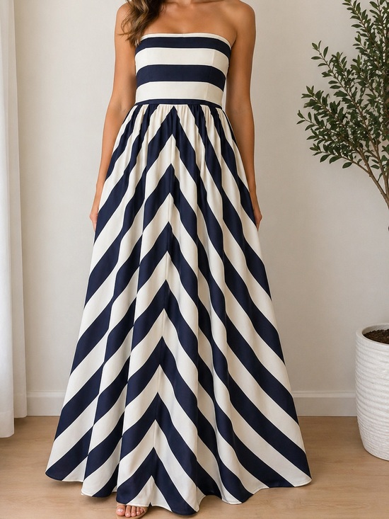 Lulus Dresses & Skirts - Lulus Navy & White Stripe Strapless Maxi Dress XS